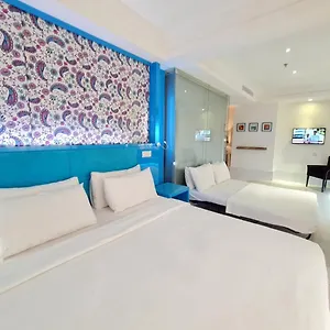 The Schuhe Hotel Hotel